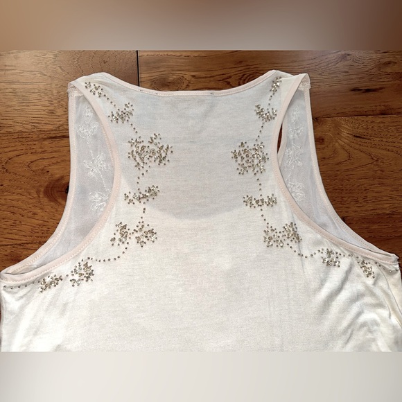 Buckle BKE Cream Sequin Beaded Tank Top Size S - Picture 7 of 7